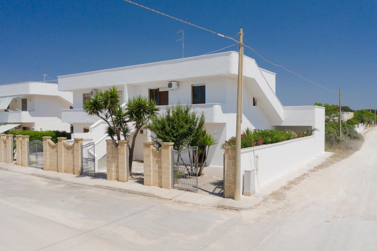 Vidamarina - Camere Al Mare ตอร์เลลาปิลโล ภายนอก รูปภาพ